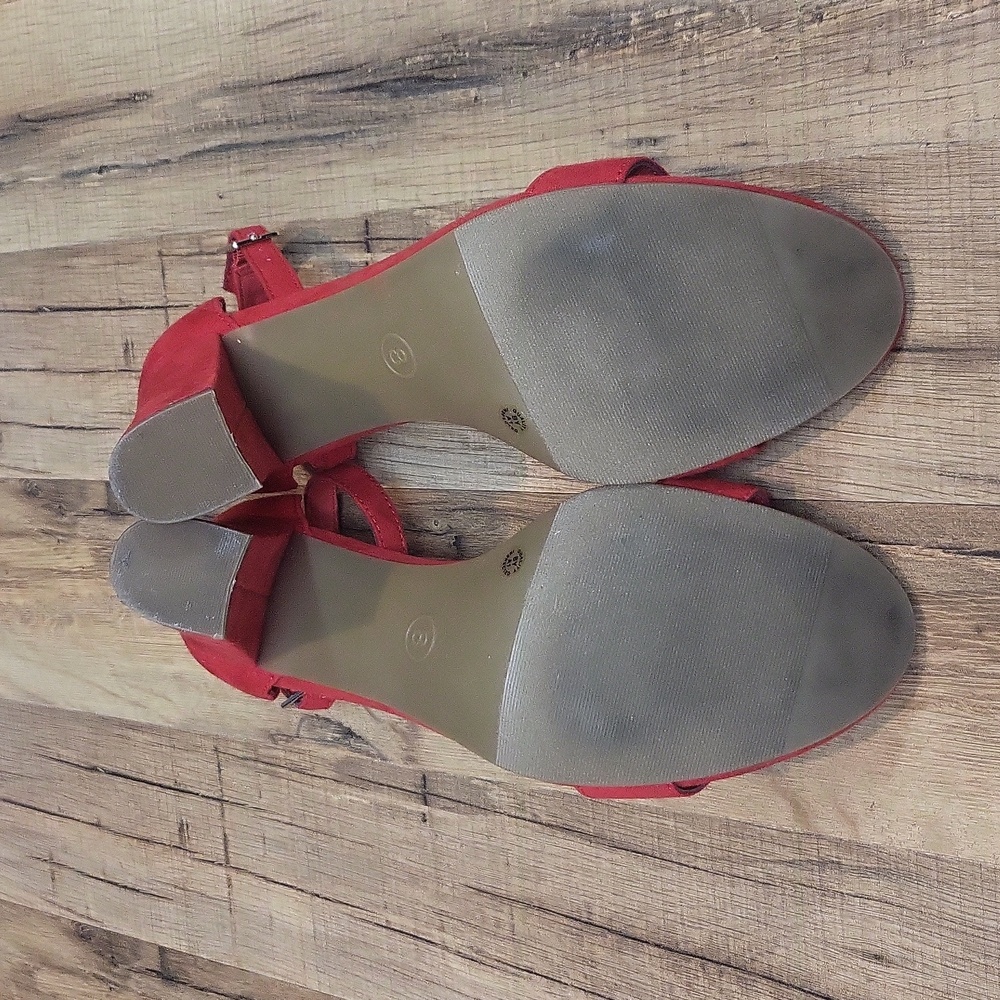 WORTHINGTON Red Wor Beckwith Faux Suede Open Toe 3 1/2" Ankle Strap Sandal - 8M - Picture 7 of 10